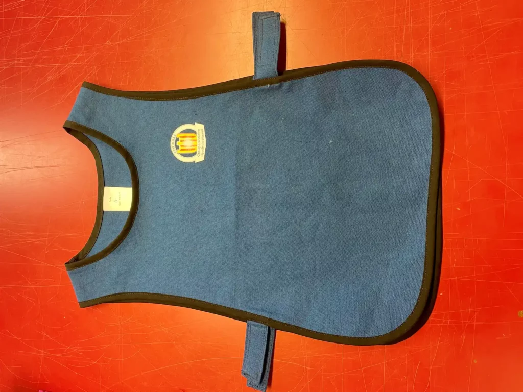 chasuble école Y. RIGAUD